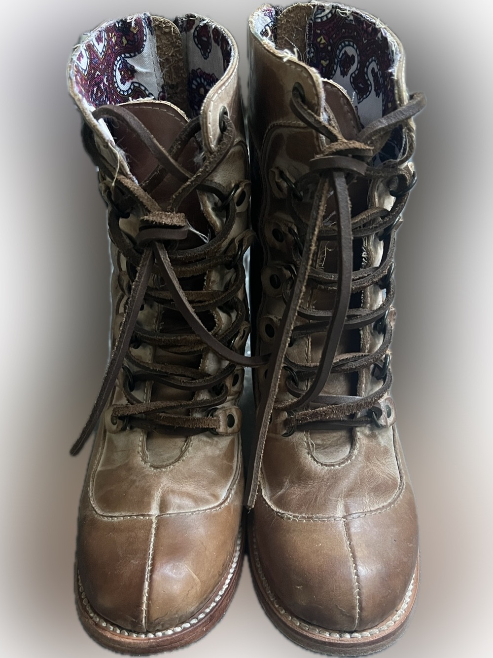 Freebird Borow - Size 7 EUC